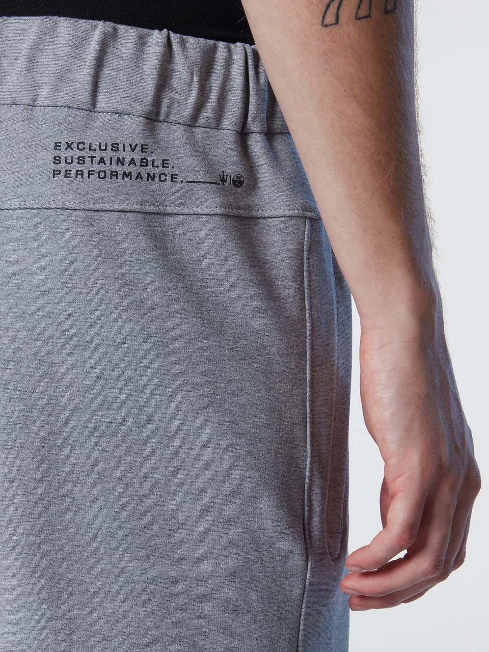 North Sails SHORT SWEATPANTS MASERATI 454017