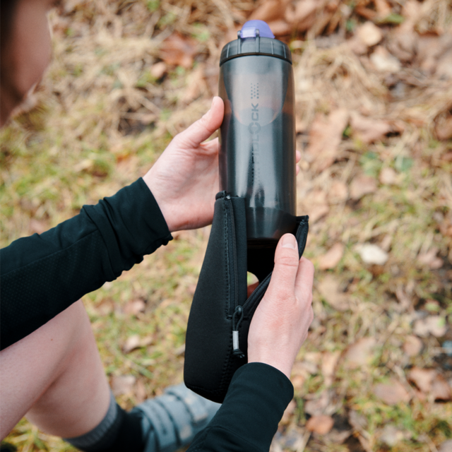 Picture of Fidlock TWIST THERMO SLEEVE FOR BOTTLE 590, insolating bottle sleeve