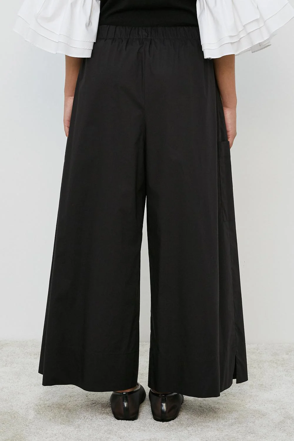 Mei Meij WOMEN'S TROUSERS