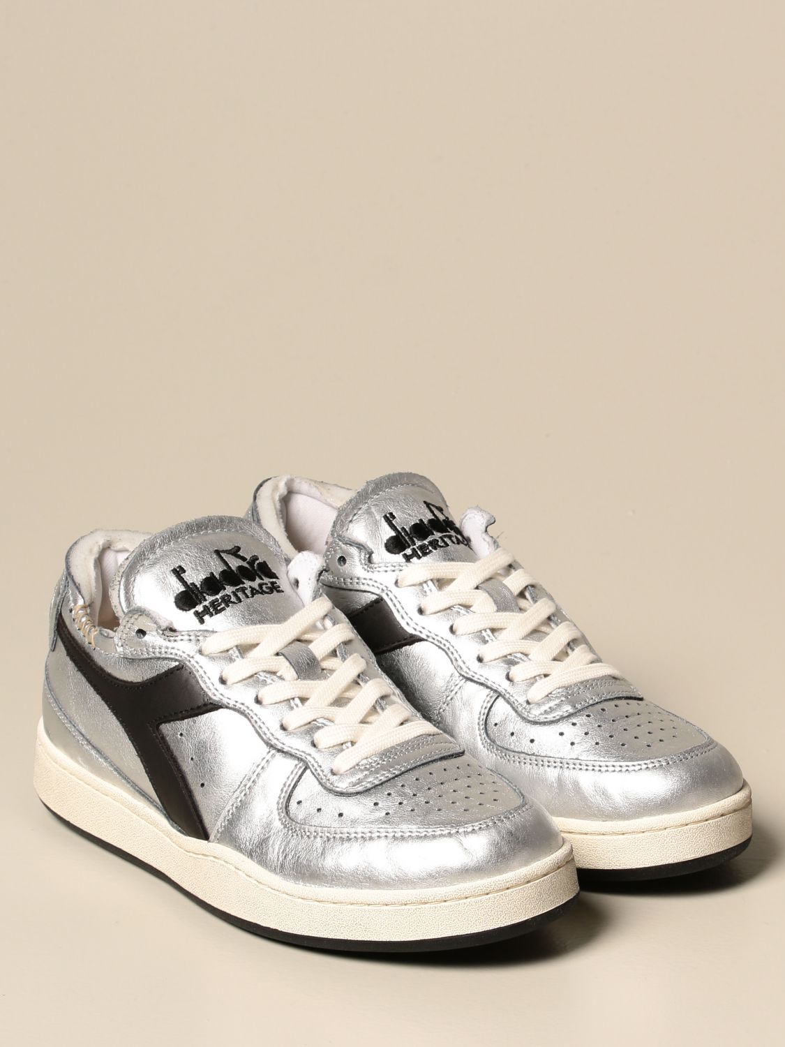 Diadora ŽENSK. TENISICE MI BASKET ROW CUT SILVER USED W 201.177401