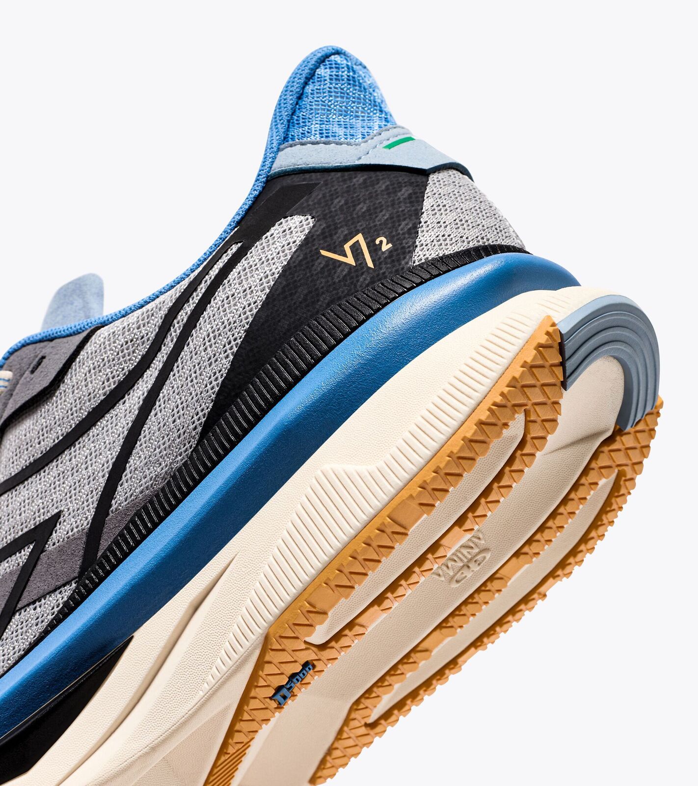 Diadora UNISEX TENISICE ATOMO V7000-2