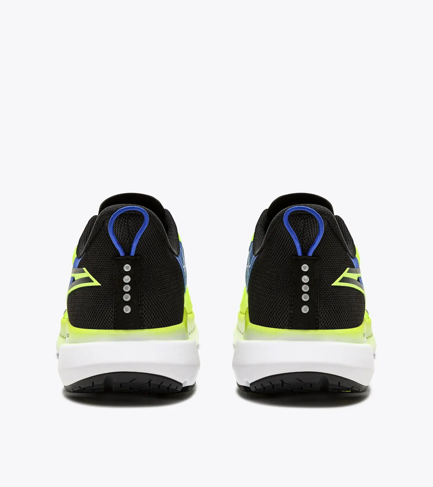 Diadora MUŠKE TENISICE MYTHOS BLUSHIELD VOLO 4