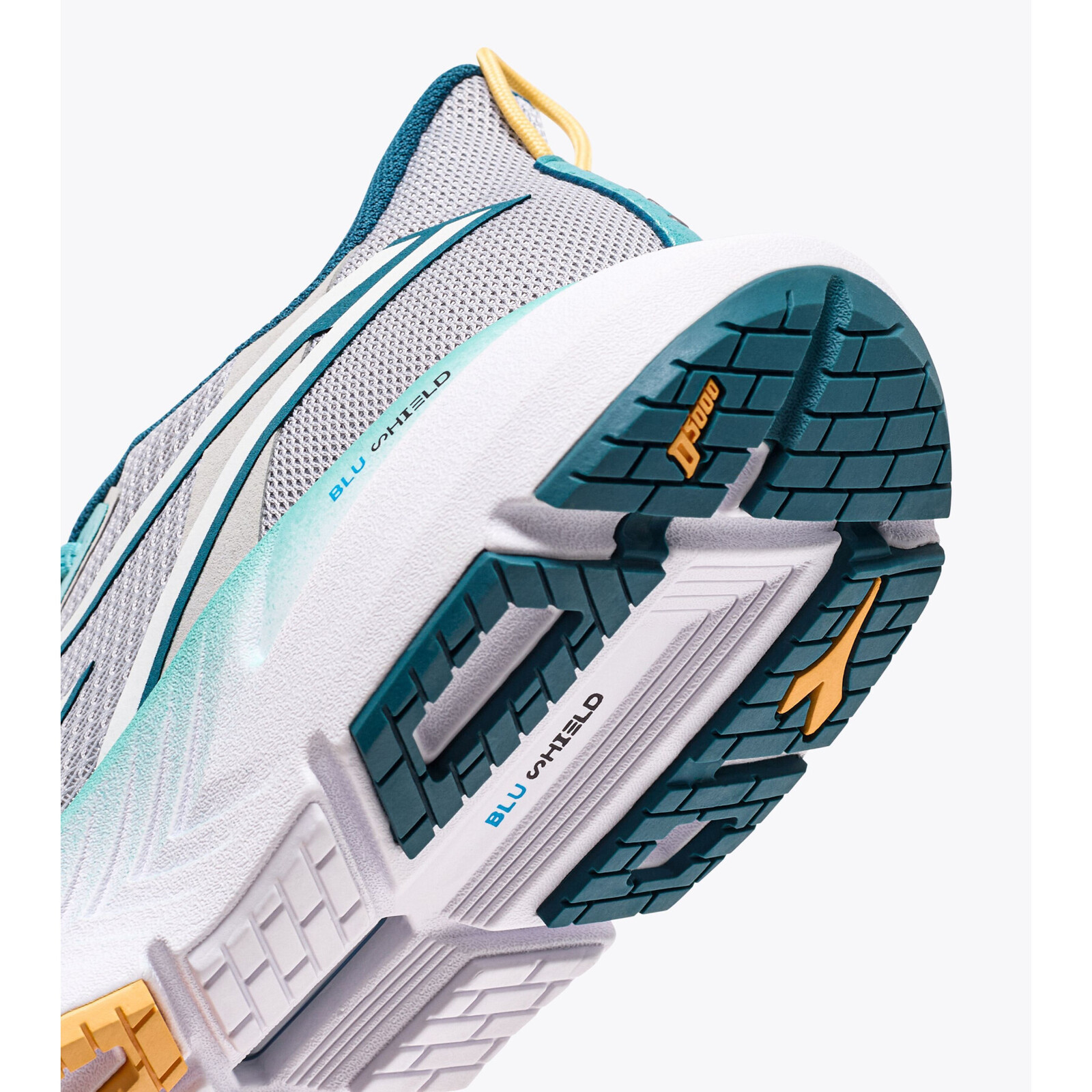 Diadora ŽENSKE SUPERGE MYTHOS BLUSHIELD VOLO 4 W