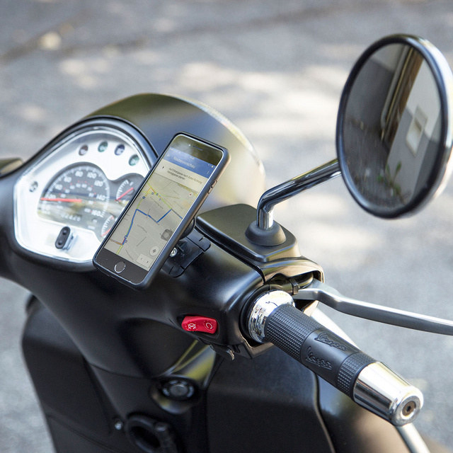 Picture of SP Connect ADHESIVE MOUNT PRO, držalo za telefon